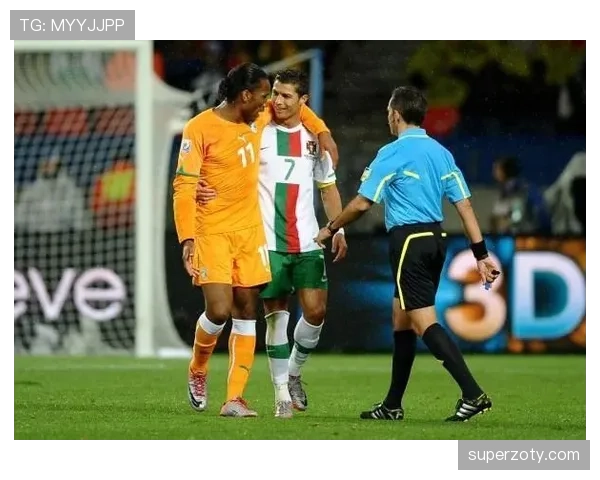 亚马尔与维尼修斯边路突破效率差异及技术路径对比