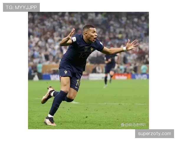 姆巴佩高位压制后防线连续制造威胁体现角色转变